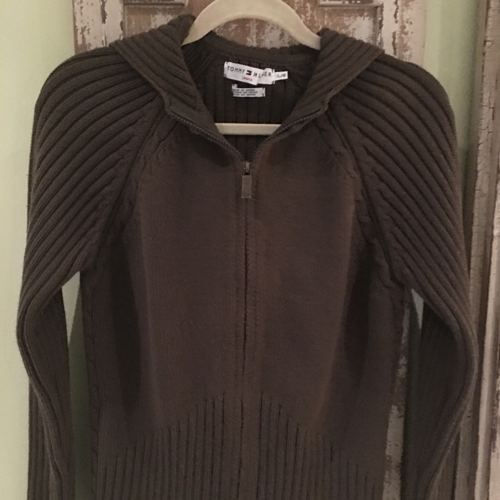 Tommy Hilfiger Sweater Jacket. Dark Olive Green in color. Like new condition.